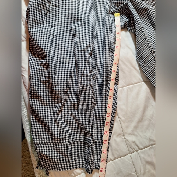 Cute b&w check Dressbarn cropped sz 18 - Picture 4 of 7